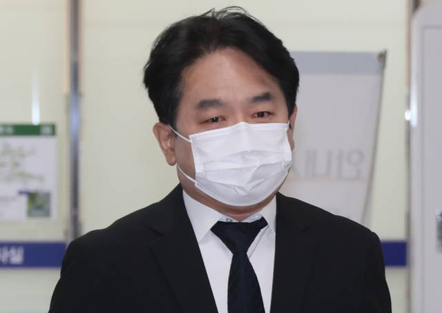 ▲ 류화현 위메프 대표가 지난 4월 8일 서울 서초구 서울중앙지법에서 열린 티메프 미정산 사태 1심 첫 공판에 출석하고 있다. 연합뉴스