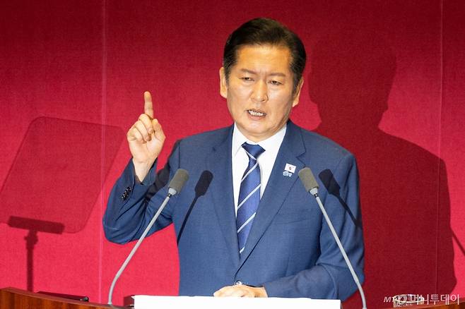 (서울=뉴스1) 유승관 기자 = 정청래 더불어민주당 대표가 9일 서울 여의도 국회에서 열린 제429회 국회(정기회) 제2차 본회의에서 교섭단체 대표 연설을 하고 있다. 2025.9.9/뉴스1  Copyright (C) 뉴스1. All rights reserved. 무단 전재 및 재배포,  AI학습 이용 금지. /사진=(서울=뉴스1) 유승관 기자