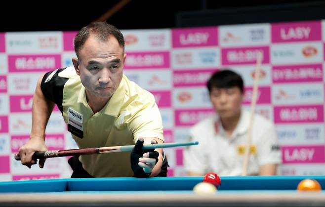 이승진이 PBA 데뷔 6년 만에 첫 우승을 차지했다. 사진은 8일 경기 고양킨텍스 PBA스타디움에서 열린 2025-26시즌 4차 투어 SY 베리테옴므 PBA 챔피언십 PBA 결승전에 출전한 이승진의 모습. /사진=프로당구협회(PBA) 제공