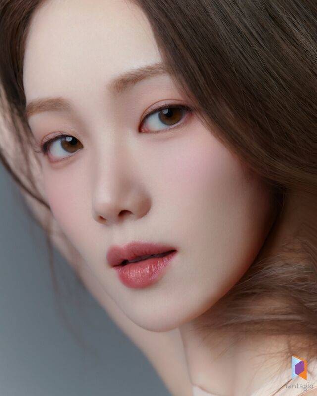 이성경 / 판타지오