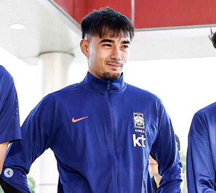 옌스 카스트로프(왼쪽). /사진=대한축구협회 공식 사회관계망서비스(SNS) 갈무리