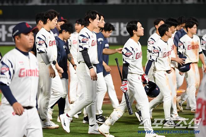 롯데 타선은 이날 너무 무기력했다.