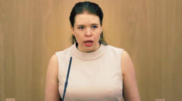 핀란드의 4선 국회의원 안나 콘툴라. 유튜브 캡처