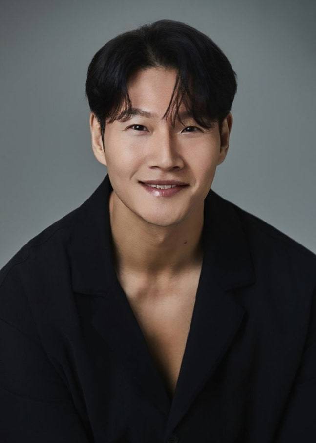김종국이 지드래곤·송강호가 소속된 갤럭시코퍼레이션에 새 둥지를 튼다. /사진제공=갤럭시코퍼레이션