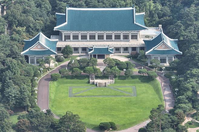 이재명 대통령이 청와대 집무실 복귀를 예고한 가운데 서울 종로구 청와대의 모습. [연합]