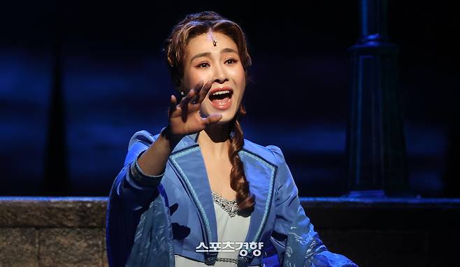 핑클 출신 배우 옥주현. 경향신문 자료사진