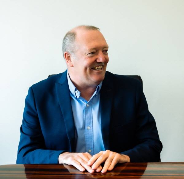 John Allanson아웃리거 몰디브 마푸시바루 리조트의 총지배인