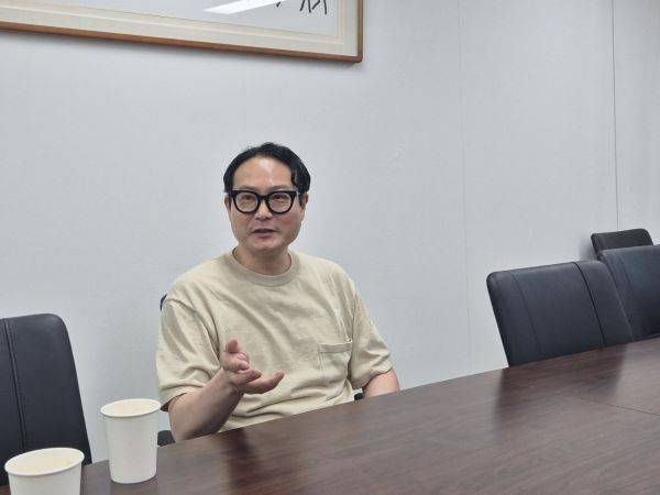 이성의 대표는 위조품 근절을 위해 무엇보다 중소 브랜드들의 적극적인 관심이 필요하다고 말했다. 이민지 기자.