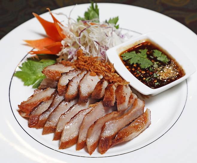 Kor Moo Yang served at Zaab E Lee [PARK SANG-MOON]