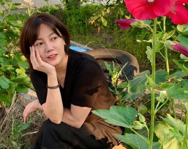 배우 고은아가 가족과의 작은 오해로 인해 새벽에 가출을 감행했으나, 하루 만에 집으로 돌아왔다./고은아 소셜미디어