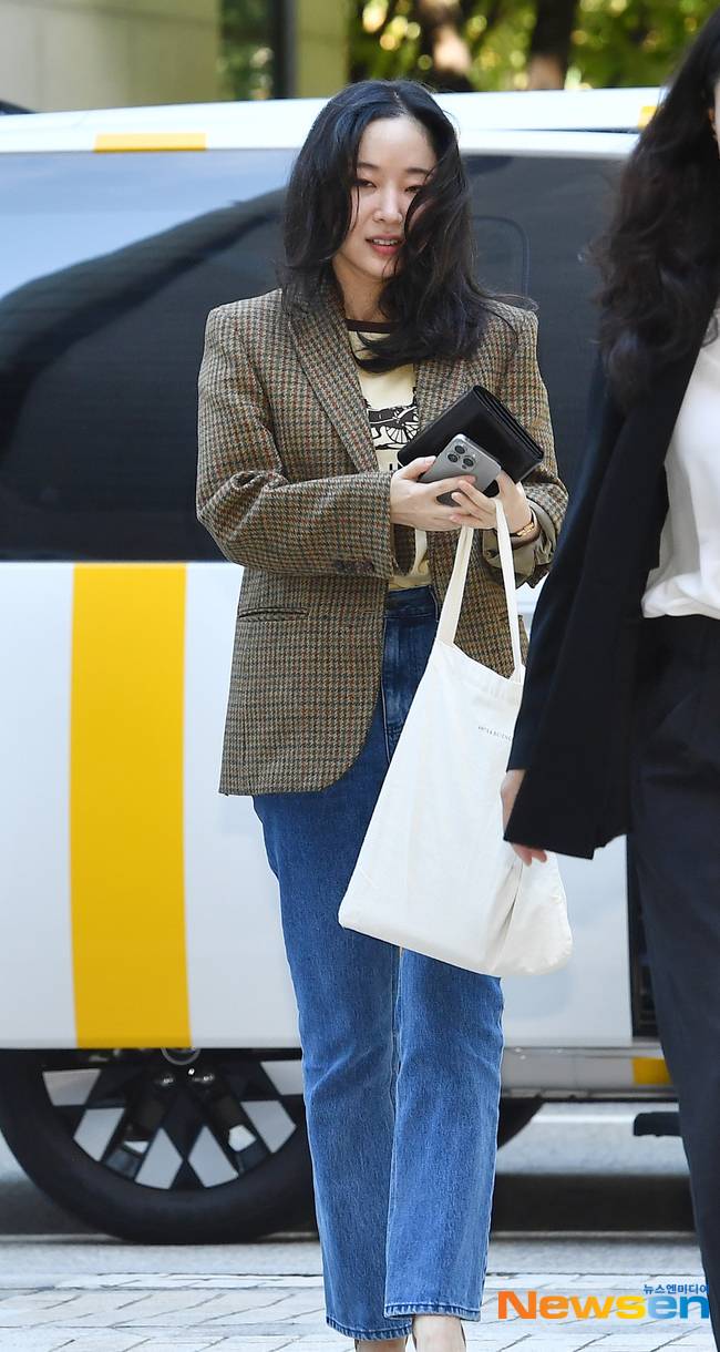 하이브와 풋옵션 분쟁 재판에 출석한 민희진 전 어도어 대표