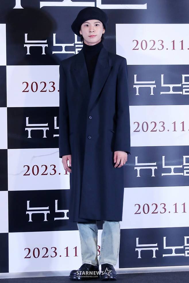 가수 겸 배우 정동원이 27일 오후 서울 용산구 아이파크몰 CGV에서 진행된 영화 '뉴 노멀' 언론시사회 및 기자간담회에 참석해 포즈를 취하고 있다.  '뉴 노멀'은 공포가 일상이 되어 버린 새로운 시대에 도착한 웰메이드 말세 스릴러다. 2023.10.27 /사진=김창현