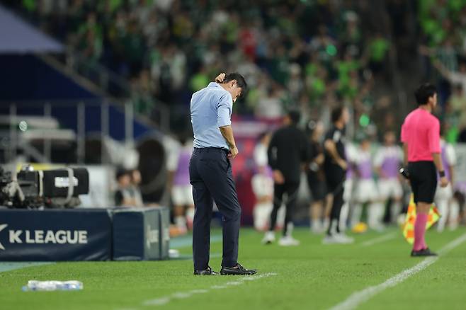 울산문수축구경기장/ K리그1/ 울산HDFC vs 전북현대모터스/ 울산 신태용 감독/ 아쉬움/ 사진 김정수