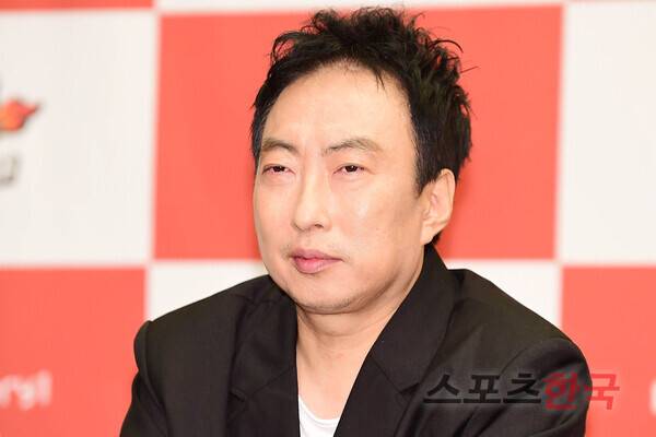 MBC 에브리원 신규 예능 '나는 지금 화가 나있어' 제작발표회에 참석한 이경규, 박명수. ⓒ이혜영 기자 lhy@hankooki.com