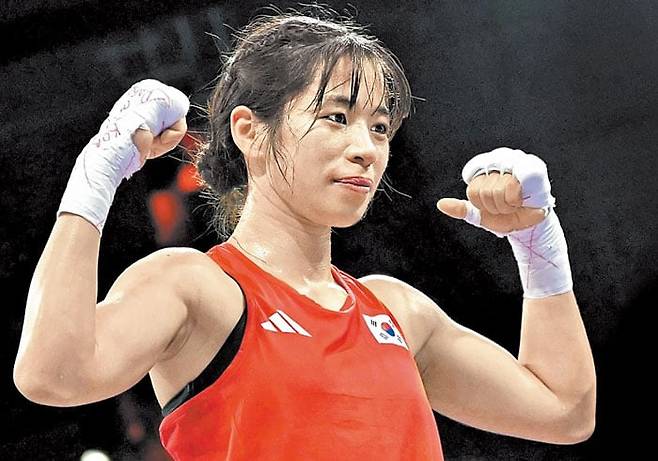 임애지가 작년 파리 올림픽 때 4강 진출을 확정짓고 기뻐하는 모습. /AFP 연합뉴스