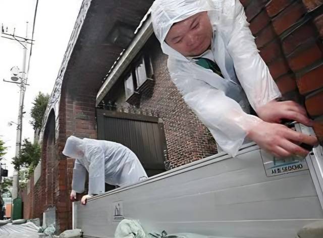 차수판 설치 모습/사진=연합뉴스