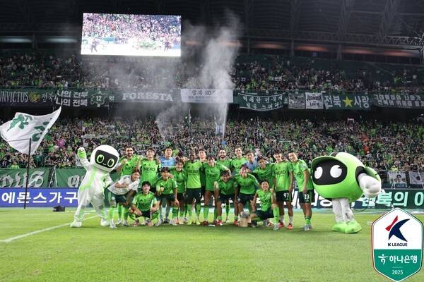 전북현대 선수단. /사진=한국프로축구연맹