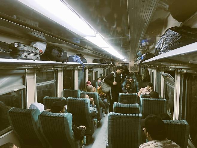튀니지 기차 내부 모습