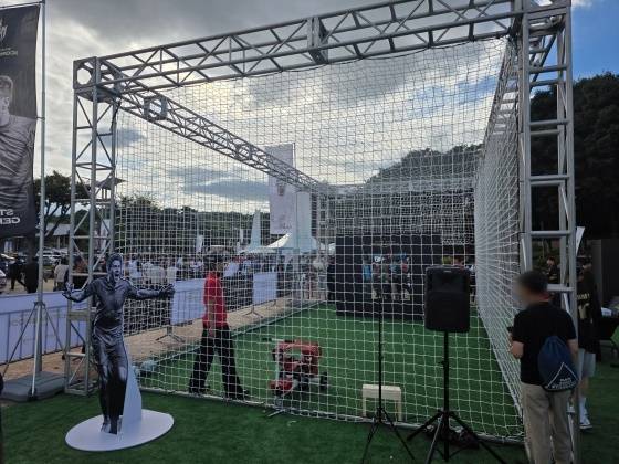 ‘2025 아이콘매치’ 외부 부스 현장