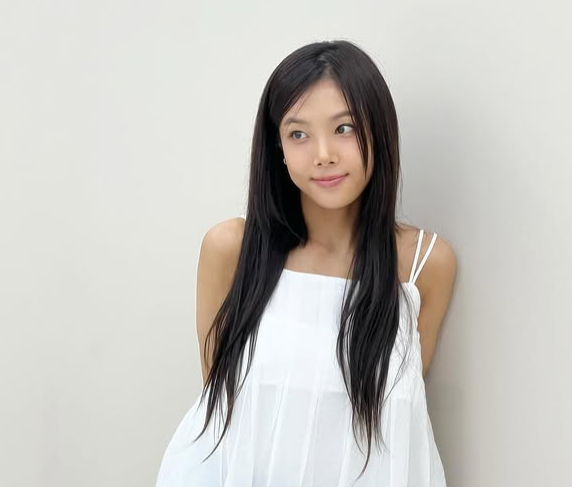 원더걸스 출신 가수 유빈이 유방암 뇌전이 치료제 관련 국민청원을 향한 네티즌들의 관심에 대해 감사 인사를 전했다. 유빈 SNS