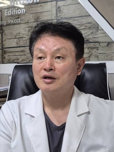 연합뉴스와 인터뷰 중인 유진수 대표 [윤근영 기자 촬영]