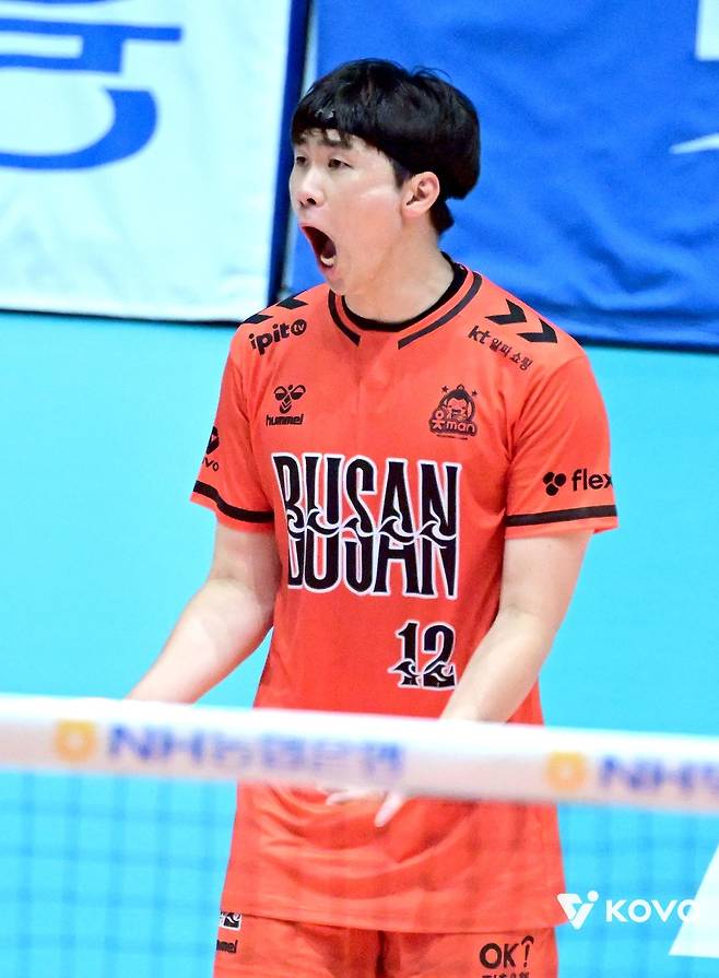 포효하는 OK저축은행의 전광인 [한국배구연맹 제공. 재판매 및 DB 금지]