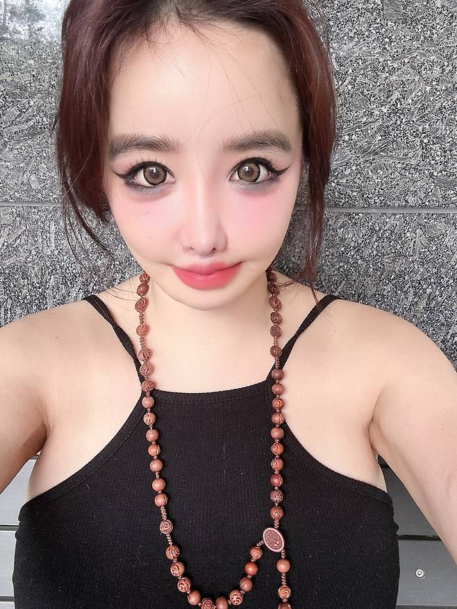 박봄 인스타그램.