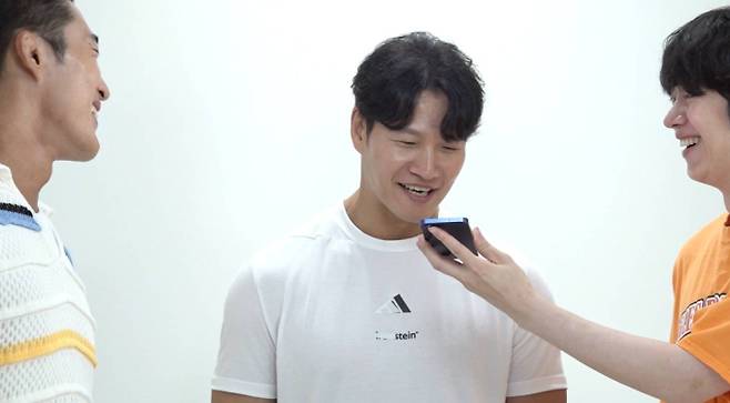 ‘미운 우리 새끼’ (미우새) ‘5kg 감량’ 김희철, 4차원 홈짐 공개