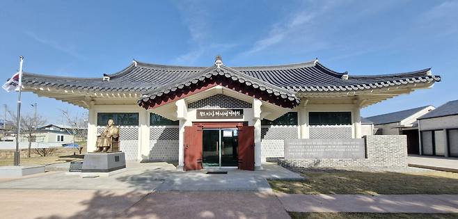 월남의 고향에는 이상재 선생 기념관이 조성돼 있다. 김재근 선임기자