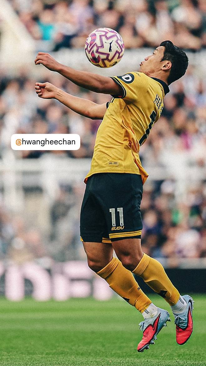 14일 세인트 제임스 파크에서 끝난 뉴캐슬과의 경기에서 선발 출전한 황희찬의 모습. 사진=울버햄프턴 SNS