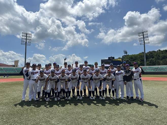 [서울=뉴시스] 제32회 세계청소년야구선수권대회에 나서는 18세 이하(U-18) 야구 대표팀. (사진 = 대한야구소프트볼협회 제공) *재판매 및 DB 금지