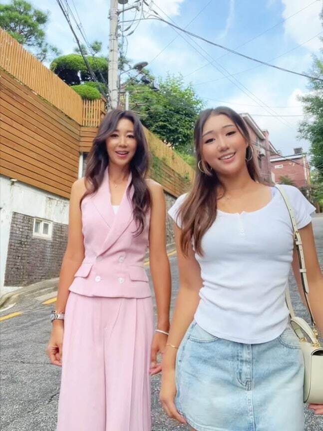 전미라와 그의 딸 라임. 전미라 인스타그램 캡처