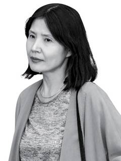 최영미 시인·이미출판사 대표