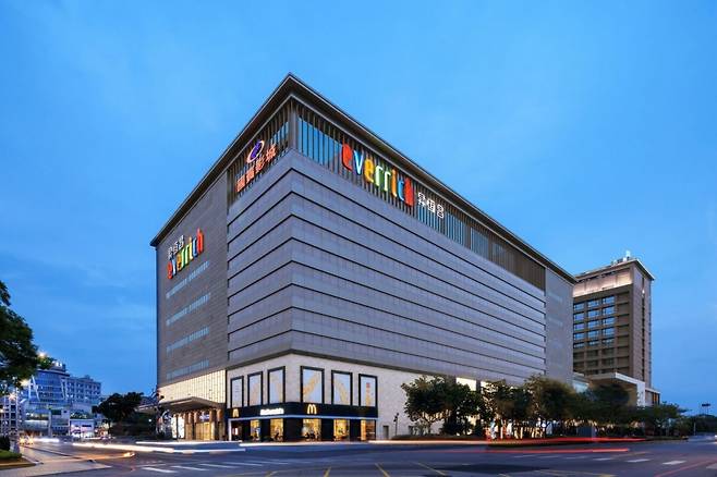 대만 금문도에서 개장한 에버리치 면세점 전경.