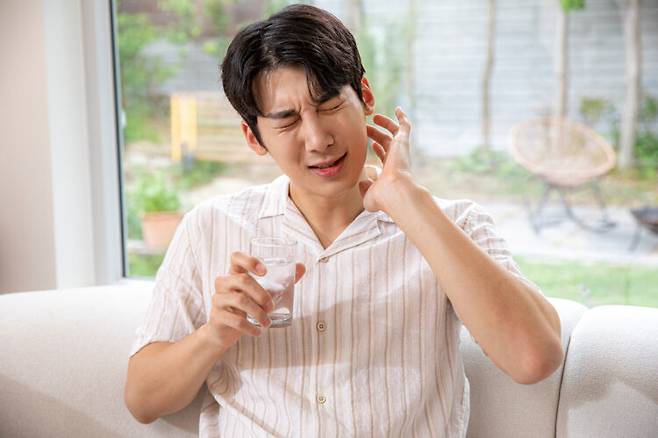 지난 13일은 세계 패혈증의 날이었다. 패혈증은 증상이 나타나면 서둘러 병원을 찾아 진단을 받고, 치료를 받아야 치명적인 상태로 확대되는 것을 막을 수 있다. [사진=클립아트코리아]