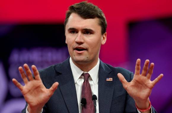 미국 보수 청년 단체 '터닝포인트 USA' 창립자이자 트럼프 대통령의 최측근으로 꼽히는 찰리 커크(32)가 유타주 대학 연설 도중 총격을 받아 사망했다. [사진=로이터/연합뉴스]