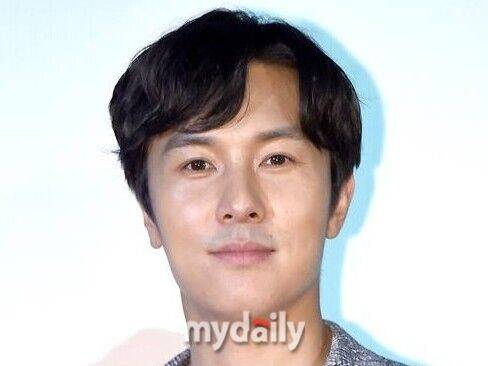 김동완 / 마이데일리