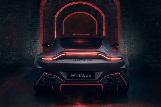 애스턴마틴 밴티지 S