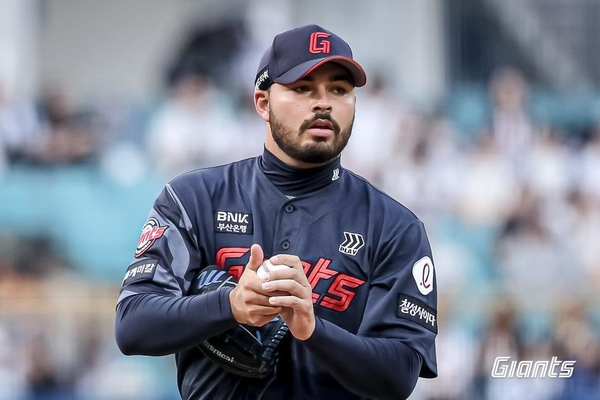 롯데 외국인 투수 알렉 감보아. 롯데 제공