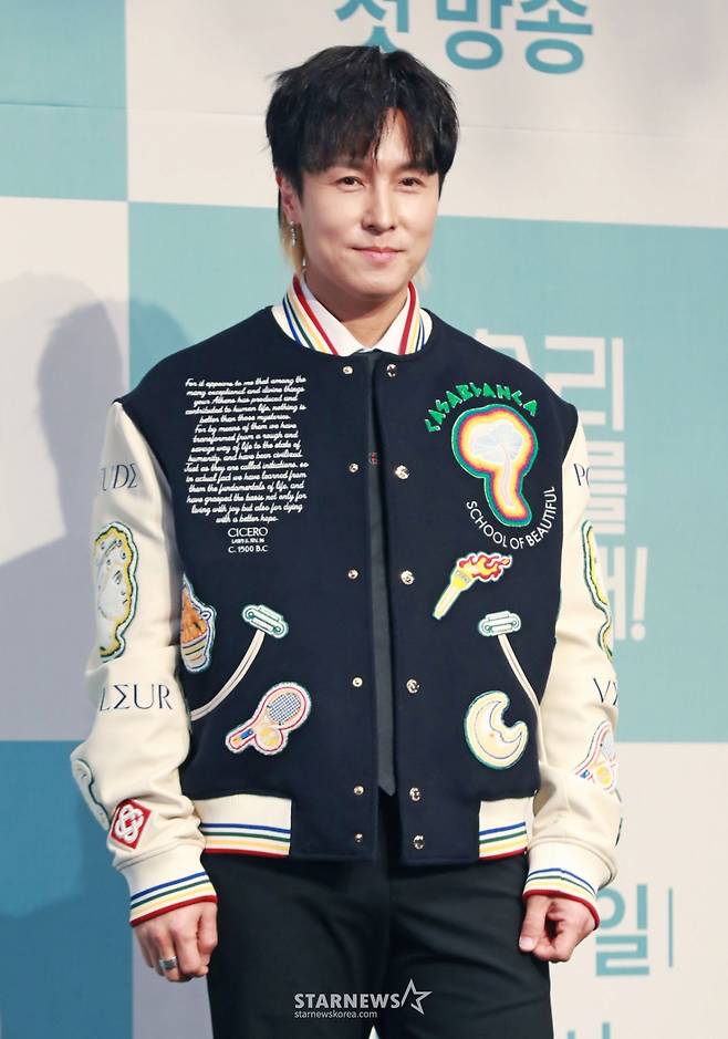 배우 김동완이 22일 오후 서울 신도림 라마다 호텔에서 진행된 KBS 2TV 새 드라마 '독수리 5형제를 부탁해!' 제작발표회에 참석해 포즈를 취하고 있다. /2025.01.22 /사진=이동훈 photoguy@