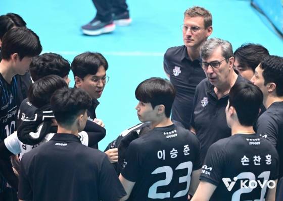 프로배구 컵대회에 참가한 현대캐피탈 선수단. /사진=KOVO 제공