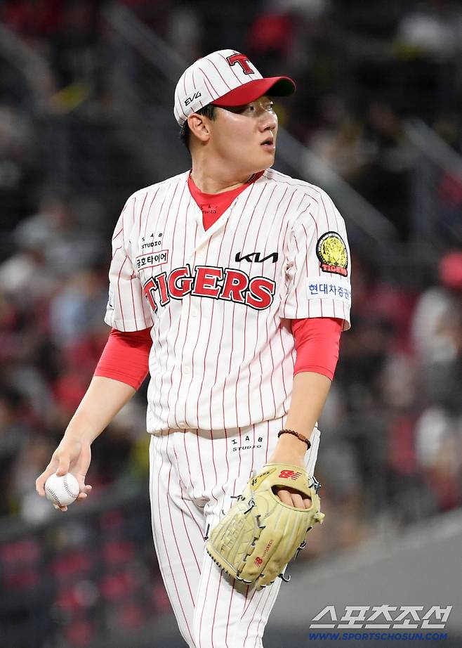 1일 광주 기아챔피언스필드에서 열린 KIA 타이거즈와 한화 이글스의 경기. KIA 김시훈이 역투하고 있다. 광주=박재만 기자 pjm@sportschosun.com/2025.08.01/