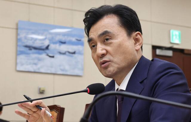 안규백 국방부 장관이 7월 15일 국회 국방위원회에서 열린 인사청문회에서 의원 질의에 답변하고 있다. 윤운식 선임기자 yws@hani.co.kr