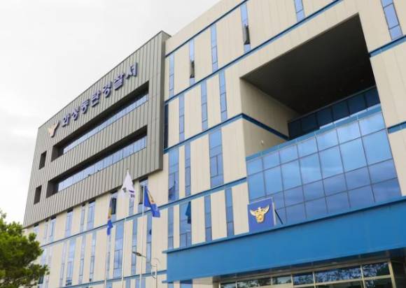 경기 화성동탄경찰서는 폭행 혐의로 70대 A씨를 현행범 체포해 조사 중이다. 사진은 경기 화성동탄경찰서 전경. [사진=경기남부경찰청]