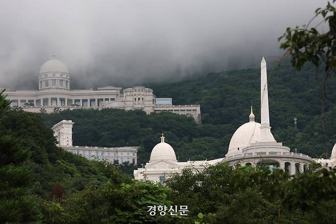 지난 7월18일 김건희 특검팀이 압수수색한 경기 가평군 통일교 본부. 정효진 기자