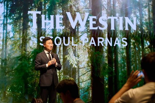 9월 12일 진행한 기자간담회에서 발표를 하고 있는 여인창 파르나스호텔 대표이사 / 사진=파르나스호텔