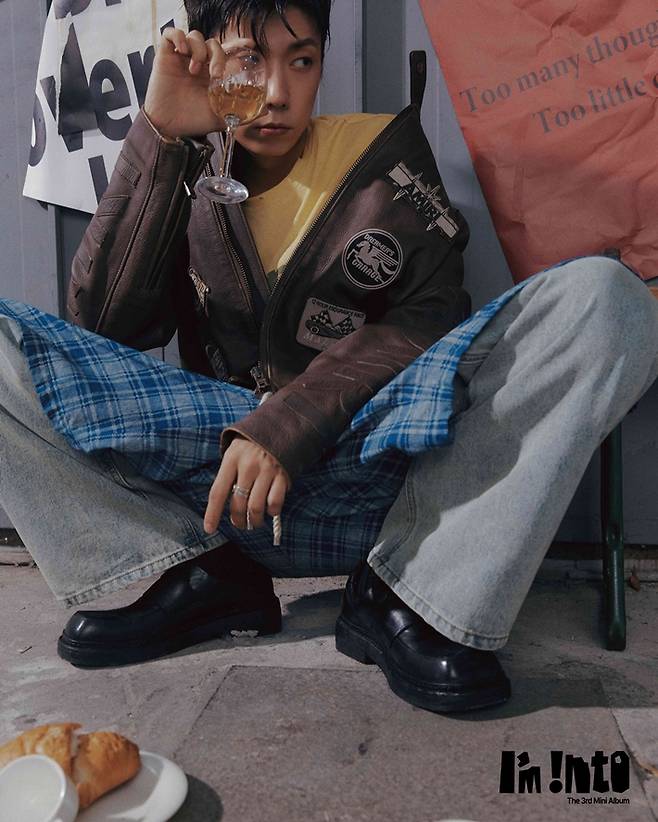 장우영 미니 3집 '아임 인투' 콘셉트 사진. JYP엔터테인먼트 제공