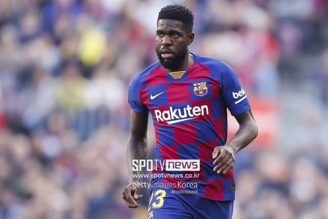 ▲ 한때 유럽을 대표하는 수비수이자 프랑스의 월드컵 영웅으로 불렸던 움티티의 커리어는 이렇게 짧게 막을 내렸다. 짧지만 강렬했던 불꽃, 그리고 러시아 하늘 아래에서의 결승골은 오랫동안 축구 팬들의 기억 속에 남을 것이다.