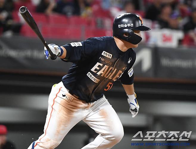 16일 광주 기아 챔피언스필드에서 열린 한화-KIA전. 5회초 2사 3루. 문현빈이 1타점 내야안타를 치고 있다. 광주=정재근 기자 cjg@sportschosun.com/2025.9.16/