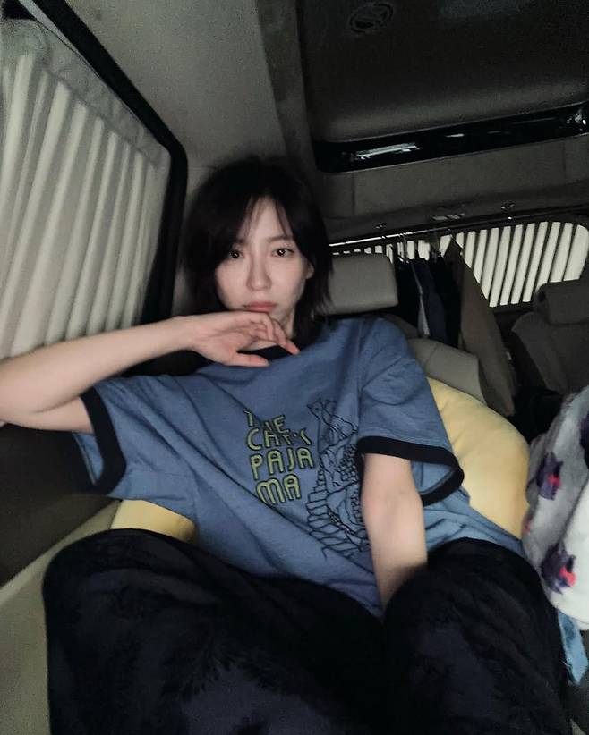 톤온톤 패션의 정석을 보여준 박지현. 인스타그램 @voyavivirel